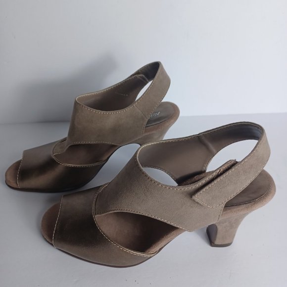 Women's Aerosols Chunky Strappy Comfort Peep Toe Sling Back Heel Shoes Size 8 - Picture 3 of 8